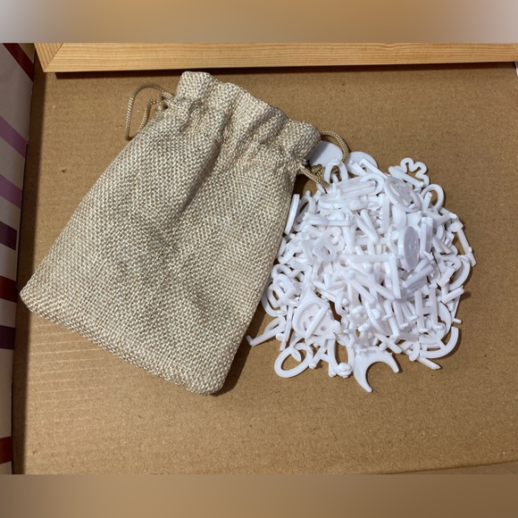 XO, Sienna Felt Message Board - Picture 7 of 8